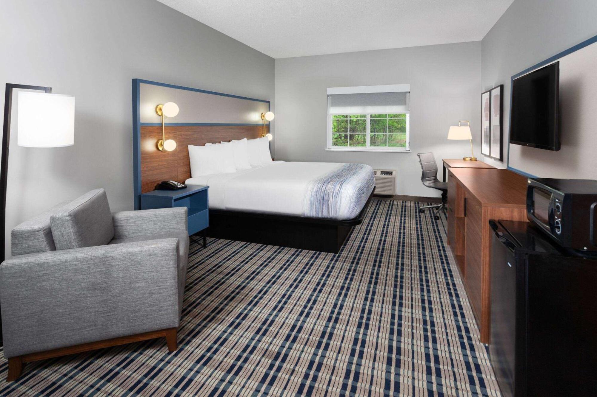 Americinn By Wyndham Eagle River Downtown Exterior foto